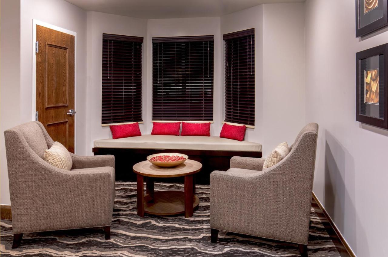 Staybridge Suites Charlottesville Airport By Ihg Extérieur photo